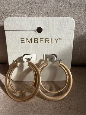 NWT Kohl’s Emberly Double Hoop Gold  Earrings